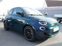 Gebraucht Fiat 500e La Prima 86 kW (118 PS) 2023 Ozean grün Kleinwagen