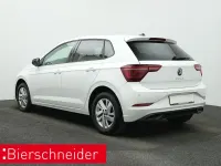 Używany VW Polo Style 95 KM (69 kW) 2024 Biały Sedan/Limuzyna