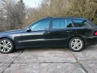 Gebraucht Mercedes E320 204 PS (150 kW) 2004 Schwarz Kombi