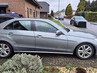 Gebraucht Mercedes E250 204 PS (150 kW) 2009 Grau Limousine