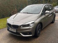 Gebraucht BMW 220 Active Tourer Advantage 190 PS (139 kW) 2018 Silber Van / Kleinbus