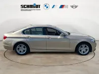 Gebraucht BMW 520 184 PS (135 kW) 2012 Milanobeige Limousine
