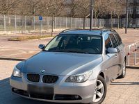 Gebraucht BMW 525 177 PS (130 kW) 2007 Grau Kombi