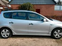 Gebraucht Hyundai i30 105 PS (77 kW) 2011 Silber Kombi