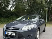 Gebraucht Ford Focus 101 PS (74 kW) 2013 Blau Limousine