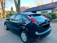 Gebraucht Ford Focus 101 PS (74 kW) 2005 Blau Limousine