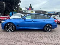 Gebraucht BMW 330 M Sport 252 PS (185 kW) 2018 Blau Limousine