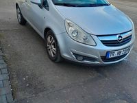 Gebraucht Opel Corsa 90 PS (66 kW) 2008 Silber Kleinwagen