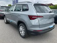 Neu Skoda Karoq Selection 150 PS (110 kW) 2025 Smokey diamond silver metallic SUV