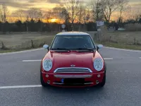 Używany Mini Cooper 116 KM (85 kW) 2004 Czerwony Hatchback