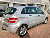Gebraucht Mercedes B180 109 PS (80 kW) 2005 Silber Van / Kleinbus