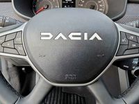 Gebraucht Dacia Sandero Expression 91 PS (66 kW) 2024 Grün Kleinwagen