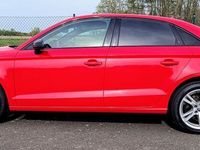 Gebraucht Audi A3 Ambiente 116 PS (85 kW) 2017 Rot Limousine