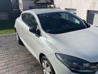 Gebraucht Renault Mégane Coupé Bose Edition 132 PS (97 kW) 2015 Weiß Coupé