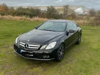 Gebraucht Mercedes E200 184 PS (135 kW) 2010 Schwarz Coupé