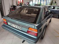 Gebraucht Nissan Bluebird 105 PS (77 kW) 1990 Grün Limousine