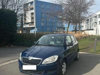 Gebraucht Skoda Fabia Classic 69 PS (50 kW) 2011 Blau Kleinwagen