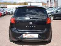 Używany Seat Altea Copa 125 KM (91 kW) 2012 Czarny Minivan