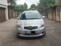 Gebraucht Toyota Yaris 64 PS (47 kW) 2005 Silber Kleinwagen