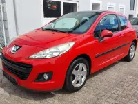 Gebraucht Peugeot 207 73 PS (53 kW) 2011 Rot Kleinwagen