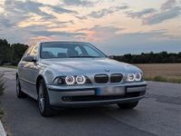 Gebraucht BMW 520 150 PS (110 kW) 1997 Silber Limousine