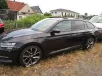 Gebraucht Skoda Superb SportLine 190 PS (139 kW) 2020 Schwarzmagic perleffekt Kombi