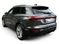 Gebraucht Audi Q6 e-tron Performance 225 kW (306 PS) 2025 Daytonagrau perleffekt SUV