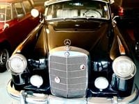 Gebraucht Mercedes 220 90 PS (66 kW) 1955 Schwarz Limousine