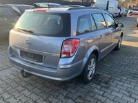 Gebraucht Opel Astra Edition 90 PS (66 kW) 2009 Silber Kombi