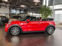Gebraucht Mini Cooper S Cabriolet 192 PS (141 kW) 2020 Rot (chili (solar) red) Cabrio