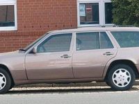 Second-hand Mercedes E230 132 CP (97 kW) 1991 Break