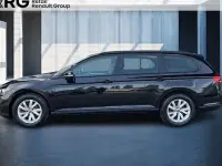 Gebraucht VW Passat 150 PS (110 kW) 2024 Deep black perleffekt Kombi