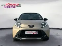 Gebraucht Toyota Aygo X X-plore 72 PS (52 kW) 2022 Beige SUV