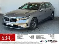 Gebraucht BMW 520 197 PS (144 kW) 2025 Grau Kombi