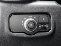 Gebraucht Mercedes Vito 100 PS (73 kW) 2025 Arktikweiß Van