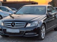 Gebraucht Mercedes C200 Avantgarde Edition 140 PS (102 kW) 2013 Schwarz Limousine