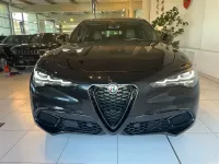 Gebraucht Alfa Romeo Stelvio 209 PS (153 kW) 2026 Schwarz SUV