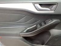 Gebraucht Ford Focus Cool & Connect 120 PS (88 kW) 2021 Chromablau metallic Kombi