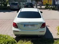 Gebraucht Mercedes E220 194 PS (142 kW) 2016 Weiß Limousine
