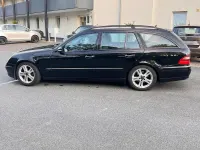 Gebraucht Mercedes E200 Avantgarde 184 PS (135 kW) 2009 Schwarz Limousine