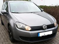 Gebraucht VW Golf VI 105 PS (77 kW) 2010 Grau Kleinwagen