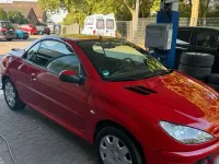 Gebraucht Peugeot 206 CC 80 PS (58 kW) 2006 Rot Cabrio
