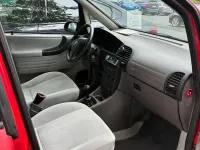Gebraucht Opel Zafira Comfort 101 PS (74 kW) 2002 Rot Van / Kleinbus