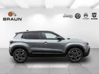 Neu Jeep Avenger Summit 110 PS (80 kW) 2025 Grau SUV