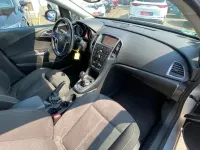 Gebraucht Opel Astra Energy 110 PS (80 kW) 2014 Silber Kombi