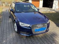 Gebraucht Audi A3 Ambition 150 PS (110 kW) 2014 Blau Limousine