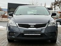 Gebraucht Kia Ceed Attract 90 PS (66 kW) 2010 Grau Kleinwagen