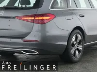Gebraucht Mercedes C300e Avantgarde 313 PS (230 kW) 2024 Grau Limousine
