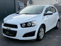 Gebraucht Chevrolet Aveo LT 101 PS (74 kW) 2011 Weiß Kleinwagen