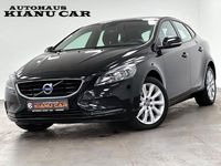 Gebraucht Volvo V40 You! 150 PS (110 kW) 2015 Schwarz Limousine